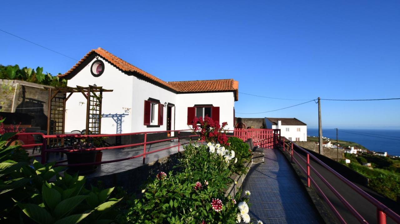 Quinta dos Cinco Sentidos - carbon neutral hotel in Unknown City