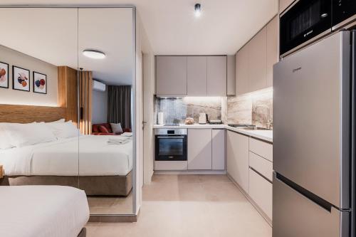 Amazing stay IIΙ — 4-Star Luxury Hotel in Athens, Greece