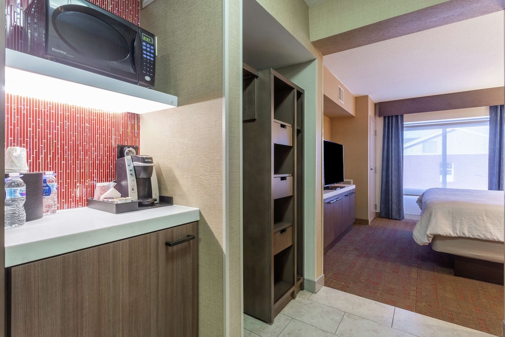Hilton Garden Inn Chicago Tinley Park - photo 16