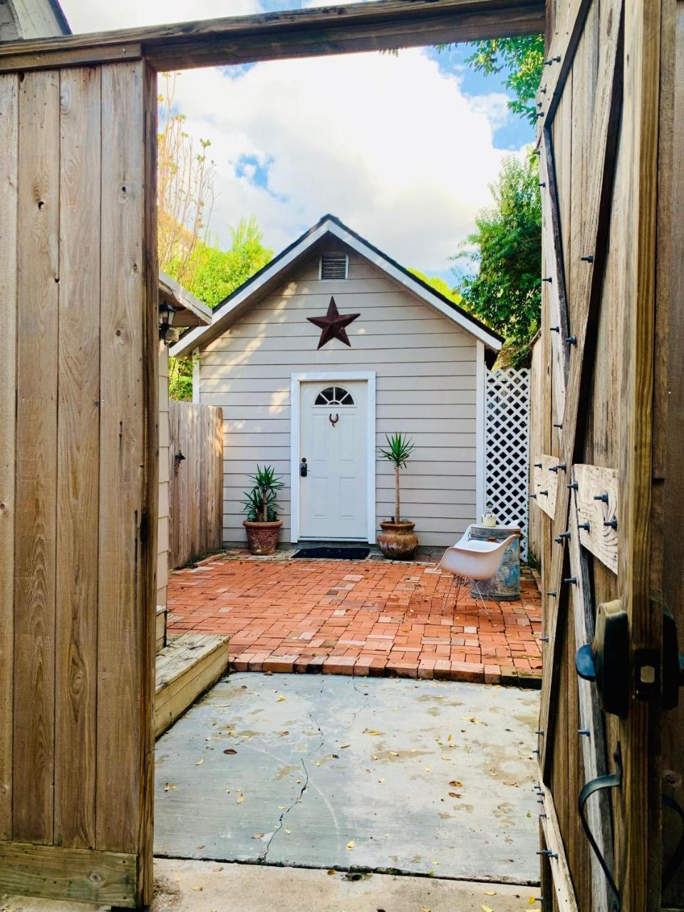 Morse Cottage — 4-Star Luxury Hotel in Houston, United States