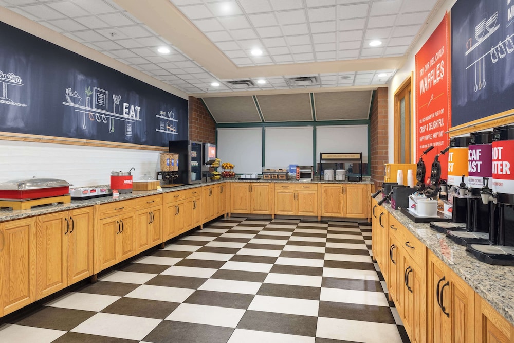 Hampton Inn Kalispell - photo 70