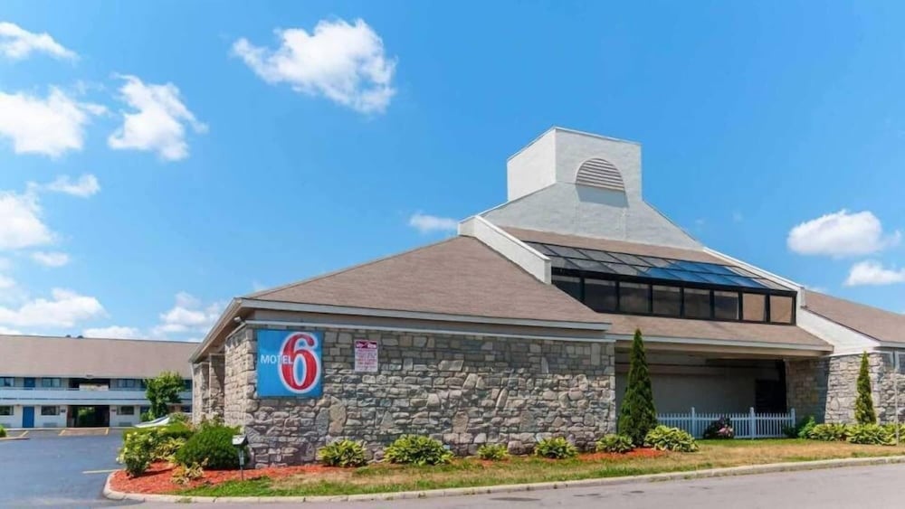 Studio 6 Southgate Mi Detroit — hotel in Southgate