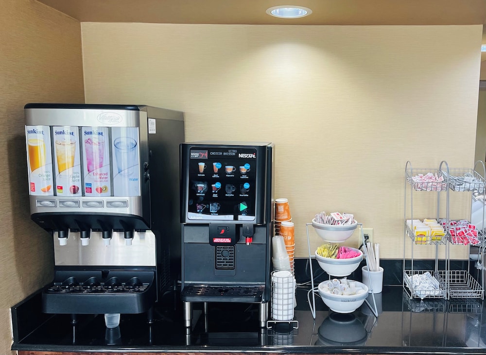 Ardmore Inn & Suites - photo 26