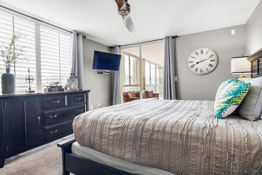 Shoreline Towers 3021 - photo 5