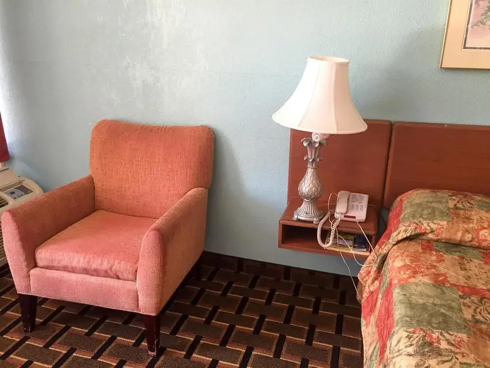 Motel 6 Florence Historic Downtown - photo 5