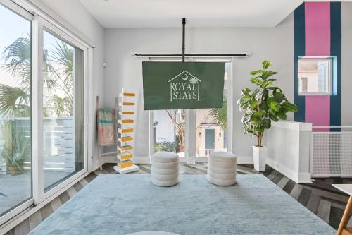 Happy Stays Mins to Park Circle Dtwn CHS Beach in Charleston, United States