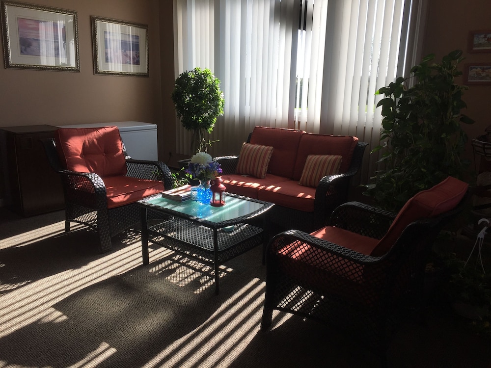 Dunlop Motel — Goderich — photo 3