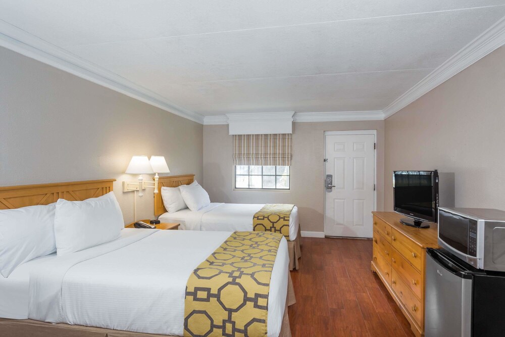 Casa Bella Inn & Suites - photo 16