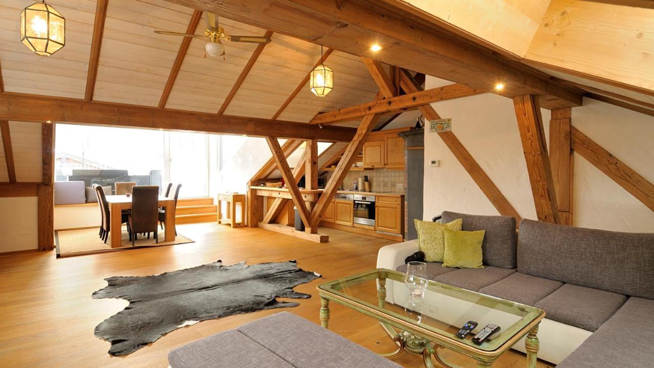 Appartement Kitzbuhel Mit Dachterrasse — 4-Star Luxury Hotel in Kitzbuehel, Austria