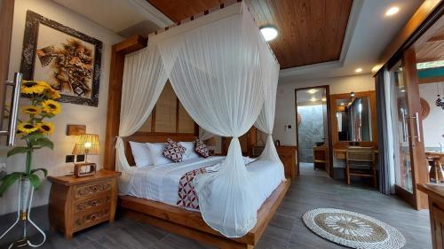 Maha Ratu Suite Private Pool Villa — 4-Star Luxury Hotel in Ubud, Indonesia