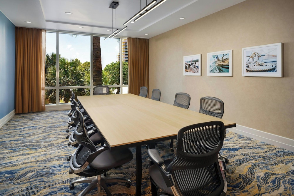 Courtyard by Marriott Oceanside Fort Lauderdale Beach - photo 69