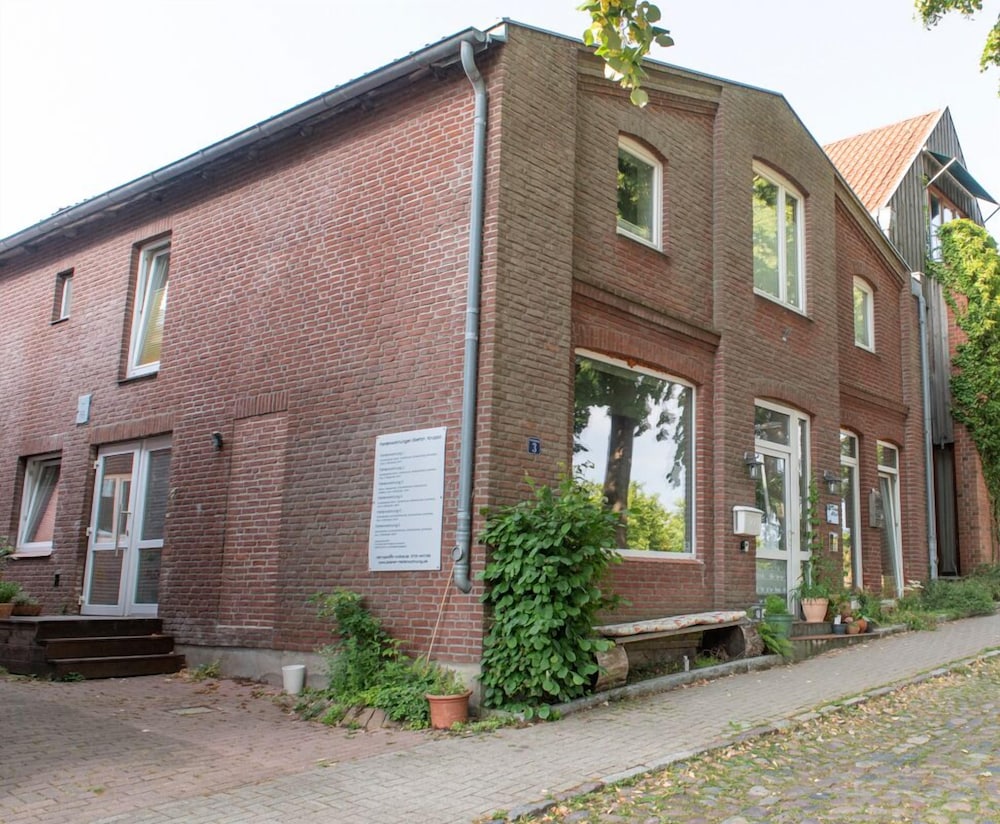 Ferienwohnung Kruppa — 4-Star Luxury Hotel in Ploen, Germany