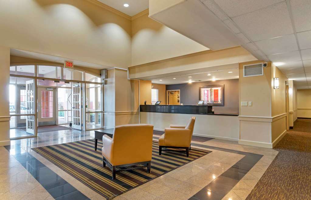 Extended Stay America Overland Park Metcalf - photo 4