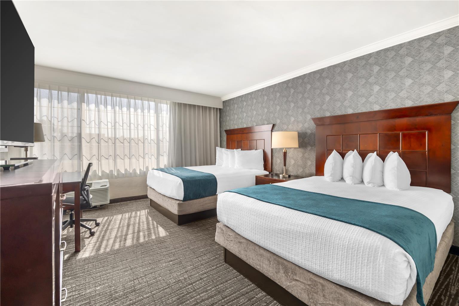 Best Western Plus Carriage Inn - photo 17