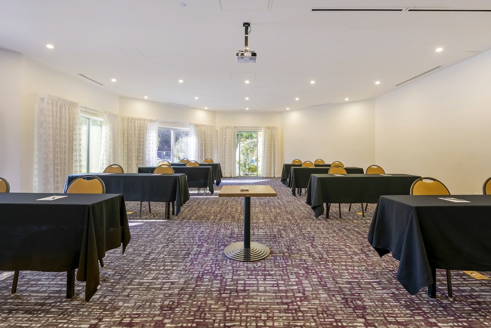 Crowne Plaza Orlando Lake Buena Vista by IHG - photo 39