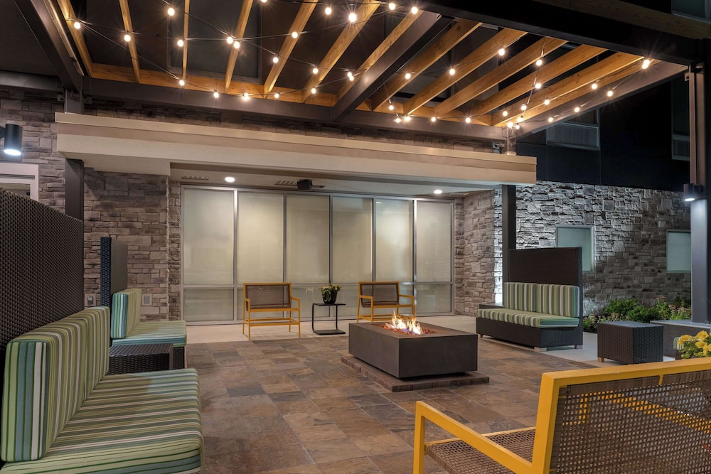 Home2 Suites By Hilton Kokomo - photo 41