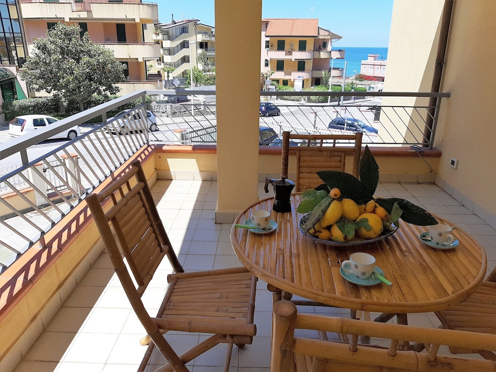 Living Piraino in Piraino, Italy