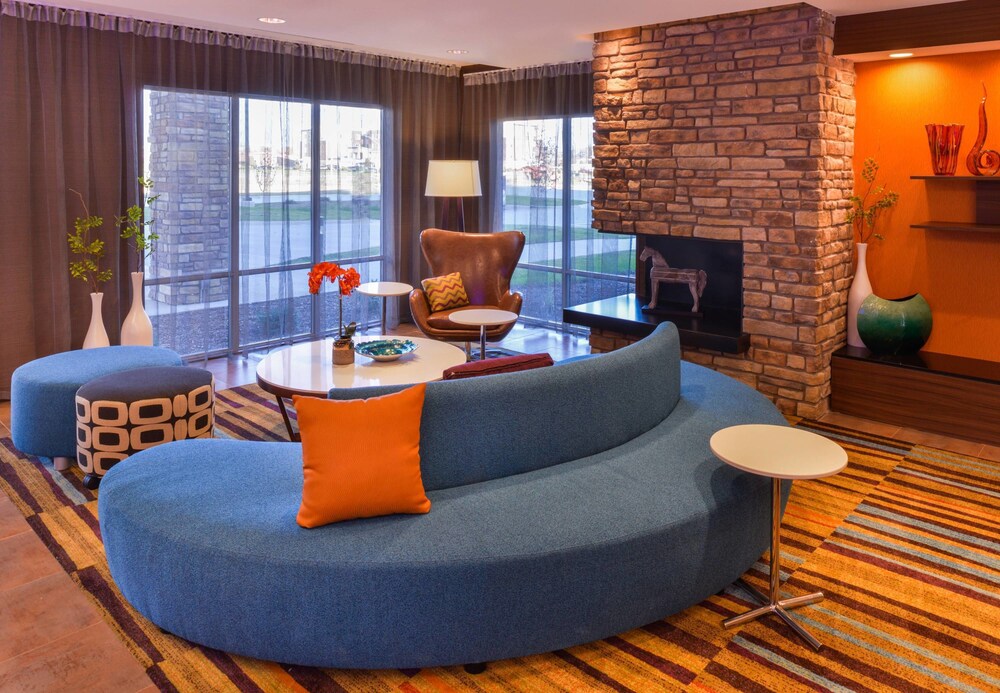 Fairfield Inn & Suites by Marriott Coralville - photo 3
