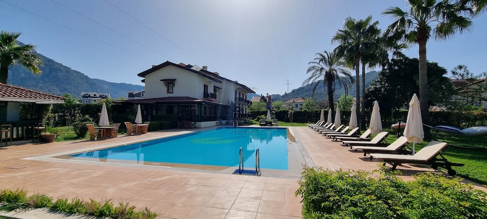Efe Hotel Göcek - last minute hotel in Fethiye