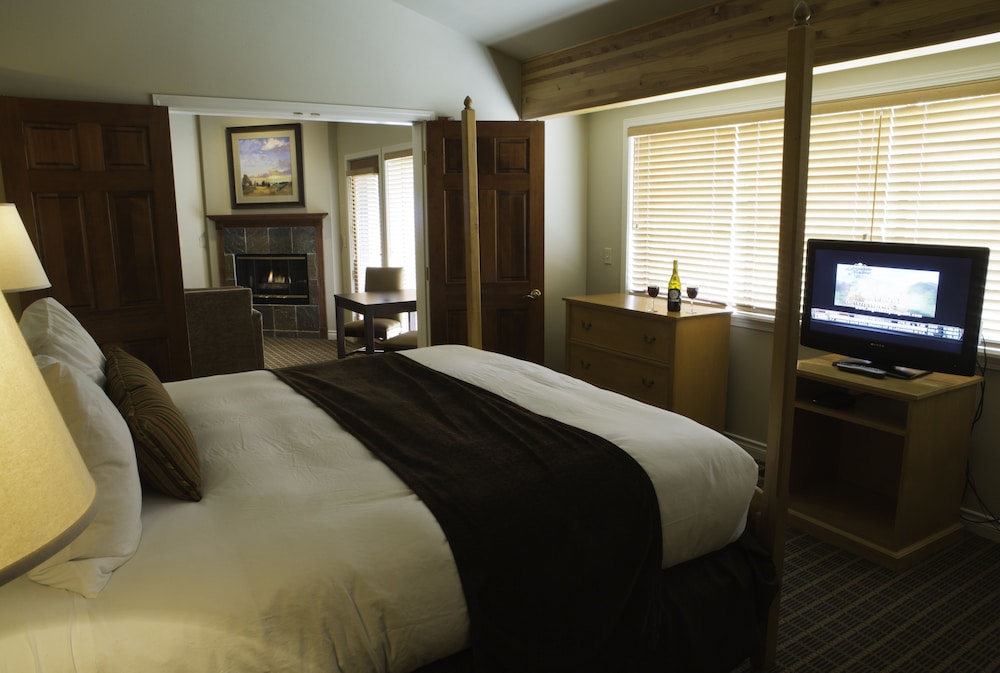 Pine Ridge Inn - photo 4