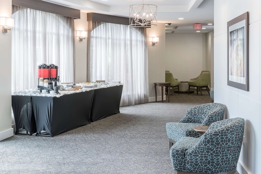 Hilton Garden Inn DFW North Grapevine - photo 38