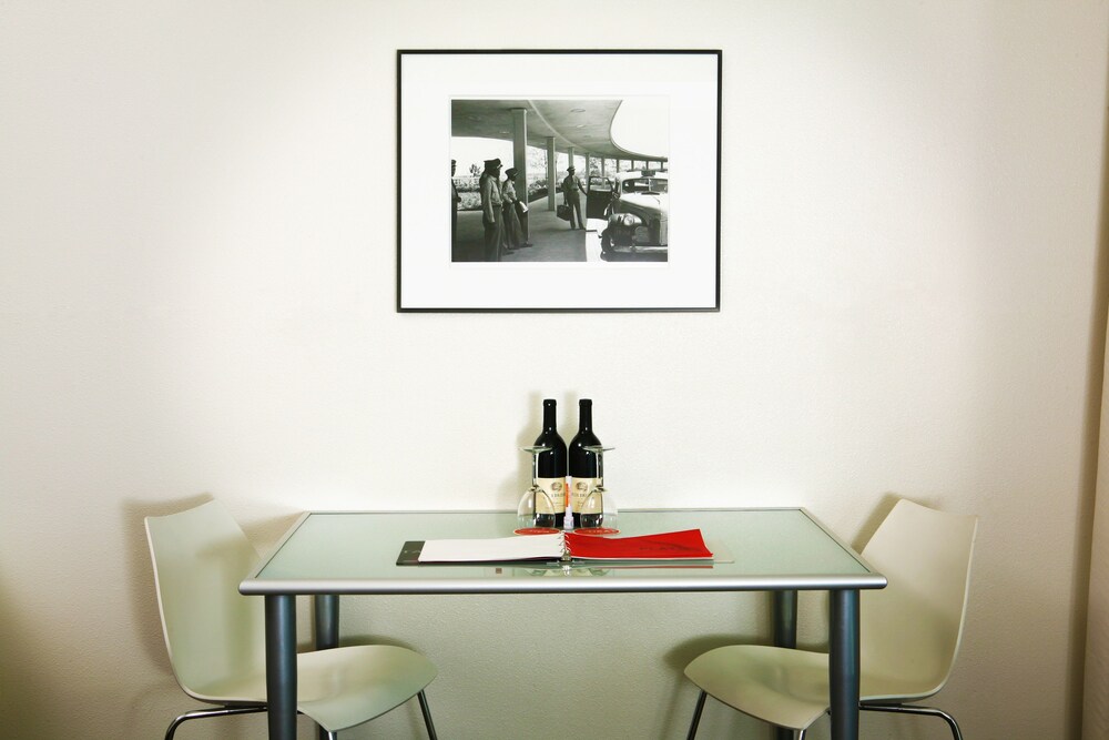 Heat Hotel - photo 15