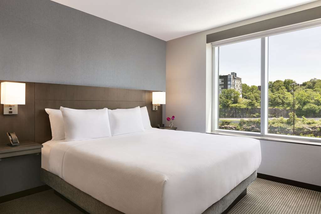Hyatt Place Fort Lee George Washington Bridge - photo 24
