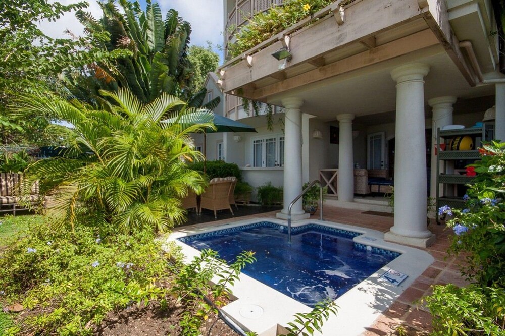 Reeds House 5 surfs Up by Blue Sky Luxury — 4-Star Luxury Hotel in Holetown, Barbados