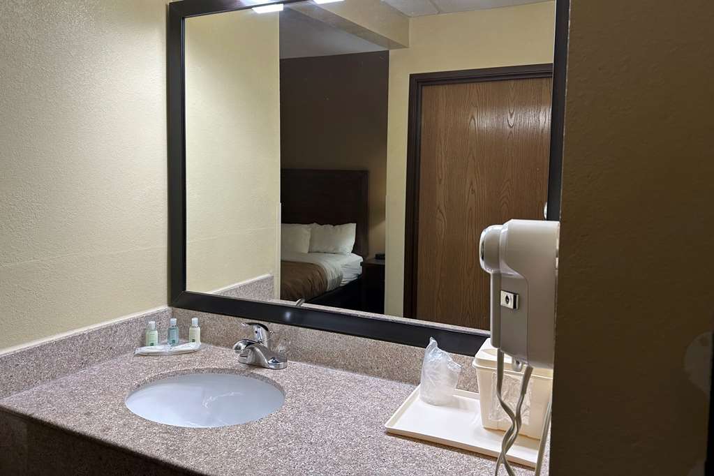 Quality Inn Perryville I 55 - photo 20