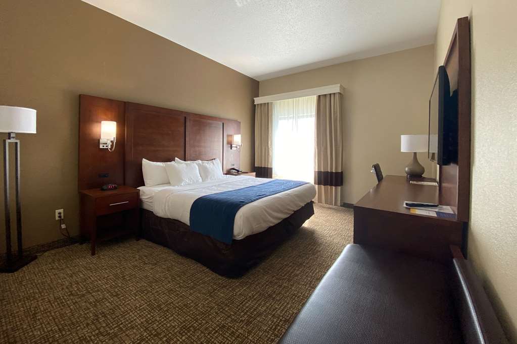 Comfort Inn East Windsor Springfield - photo 11