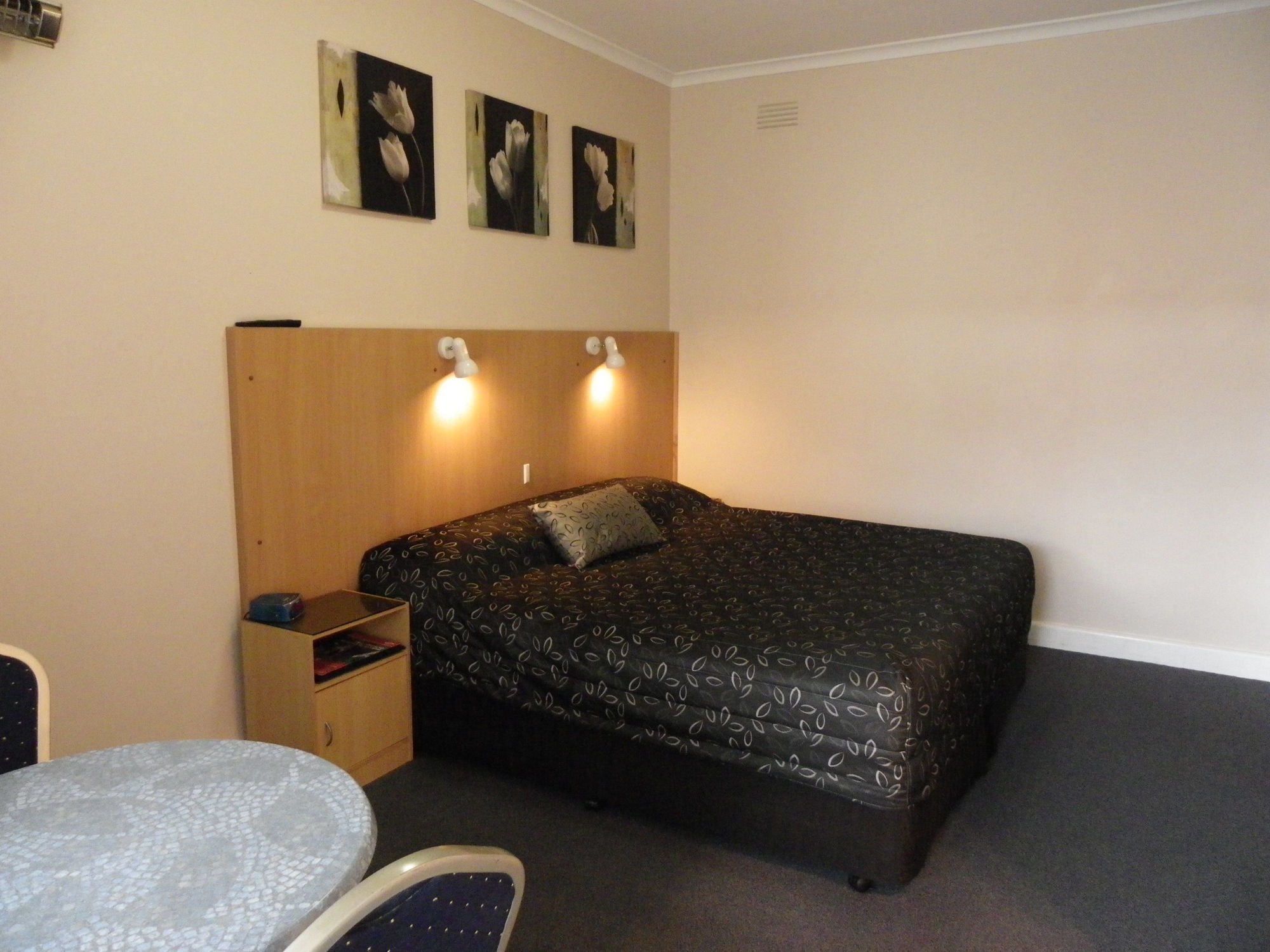 Albury Clifton Motel in Albury, Australia