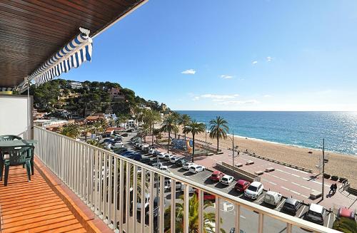 Apartment Doble 4CD — 4-Star Luxury Hotel in Lloret De Mar, Spain