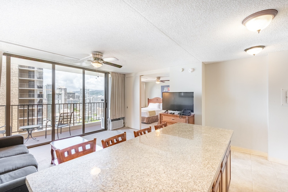 Waikiki Banyan High Level Condo with Private Lanai by Koko Resort Vacation Rentals - photo 138