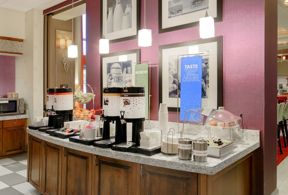 Hampton Inn & Suites Raleigh Durham Airport Brier Creek - photo 21