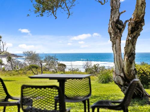 Surf Shack Arrawarra Headland in Woolgoolga, Australia