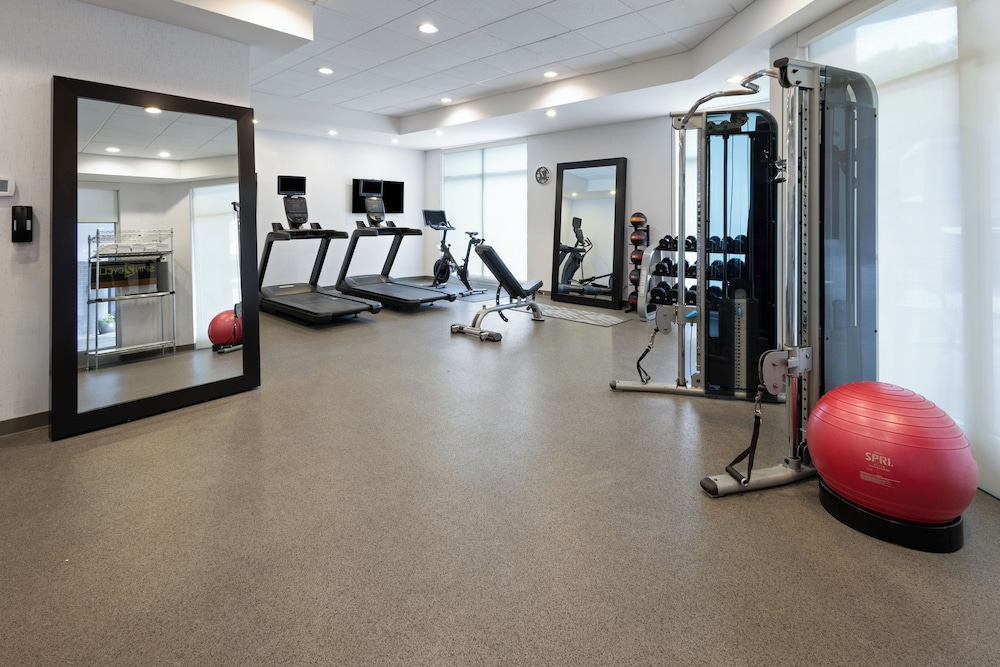 Home2 Suites by Hilton Greenville Downtown - photo 21