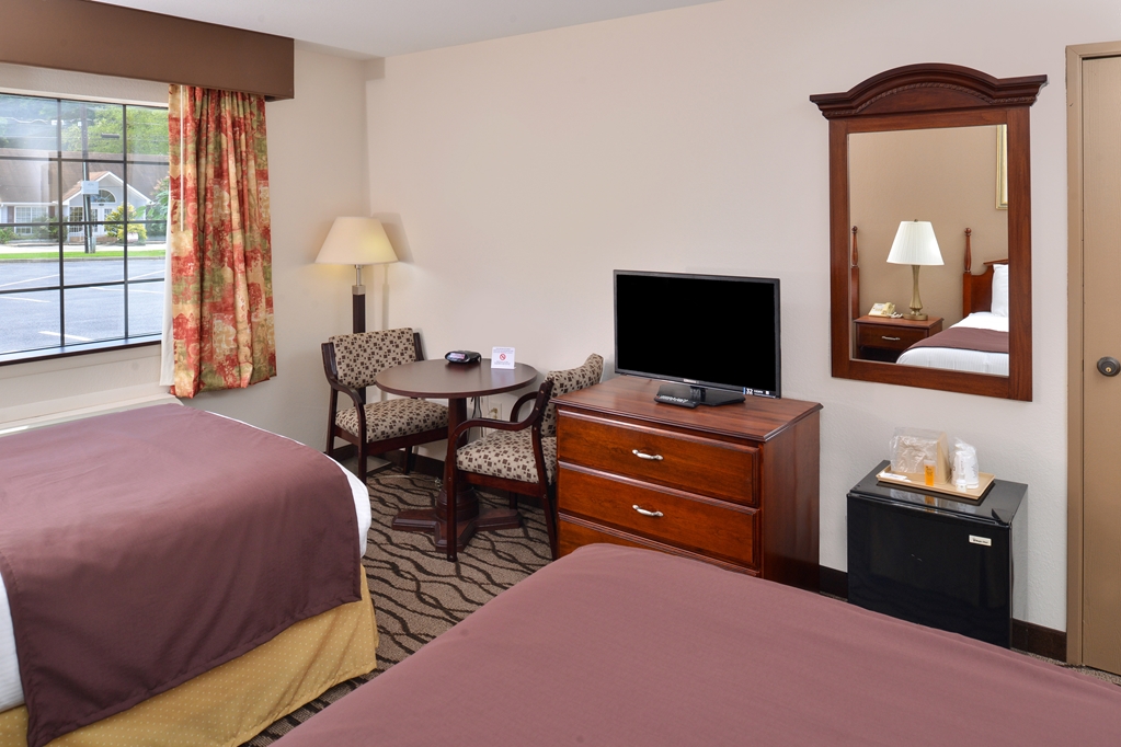 Country Hearth Inn & Suites Toccoa - photo 13