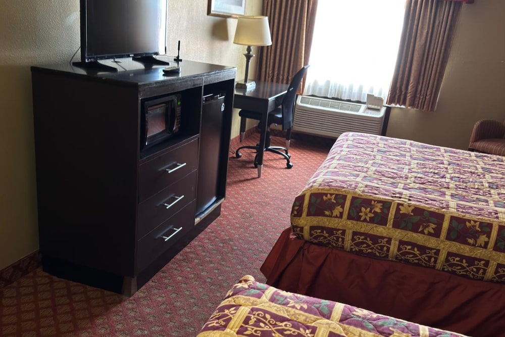 Surestay Plus Hotel by Best Western Oklahoma City North - photo 8