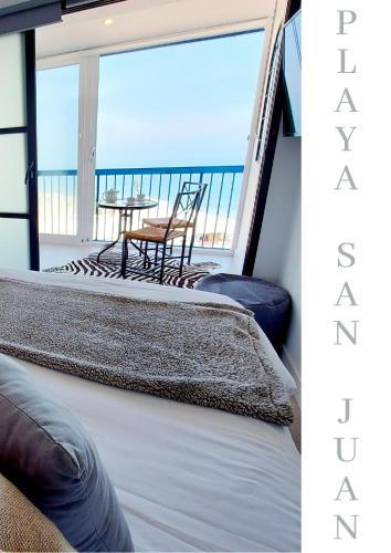 Exclusif Appartement en 1er Ligne Vue Imprenable Piscine Parking Privé à Playa Mucha Vista Alicante — 4-Star Luxury Hotel in El Campello, Spain