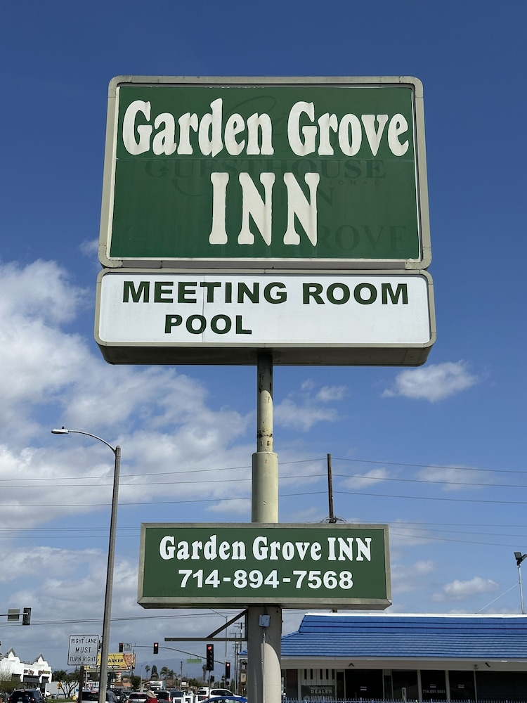 Garden Grove Inn - photo 10