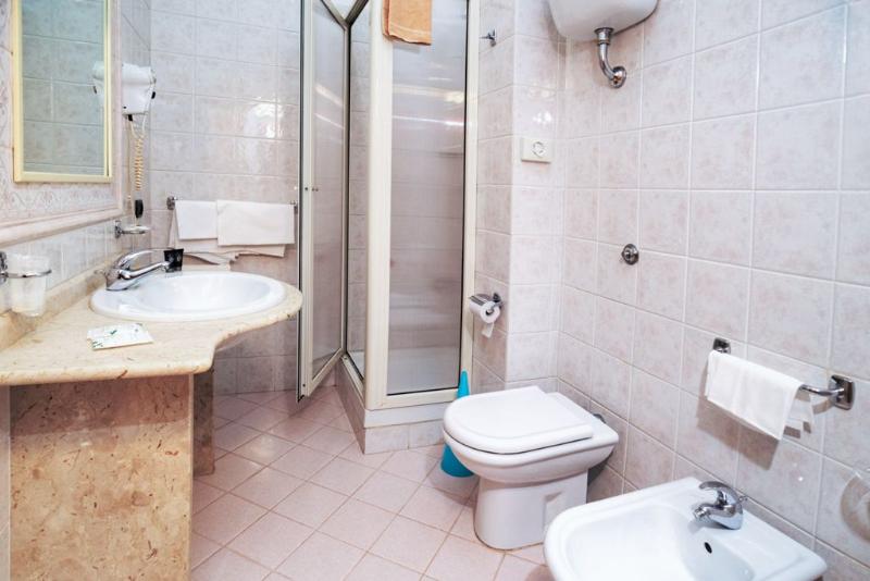 Hotel Almas in Salerno, Italy