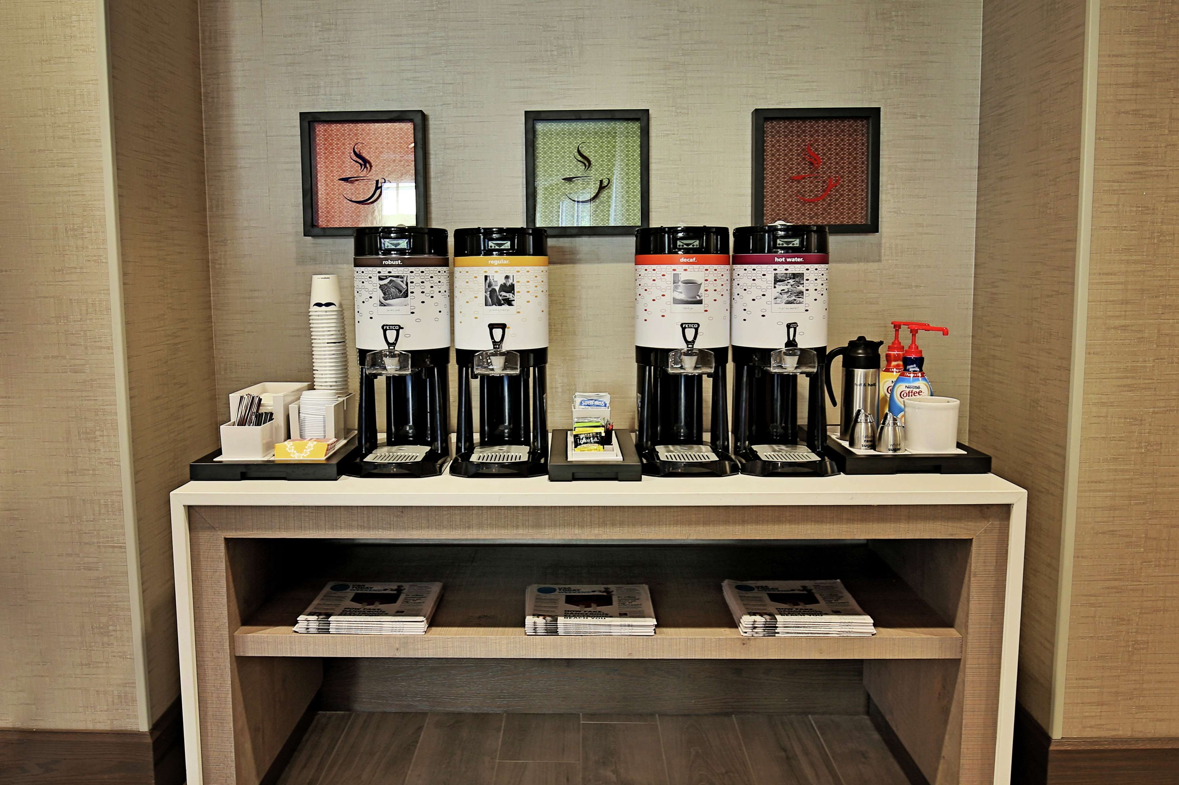 Hampton Inn & Suites Asheville Biltmore Area - photo 16