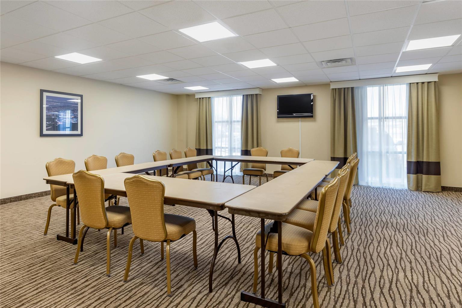 MainStay Suites Near Denver Downtown - photo 23