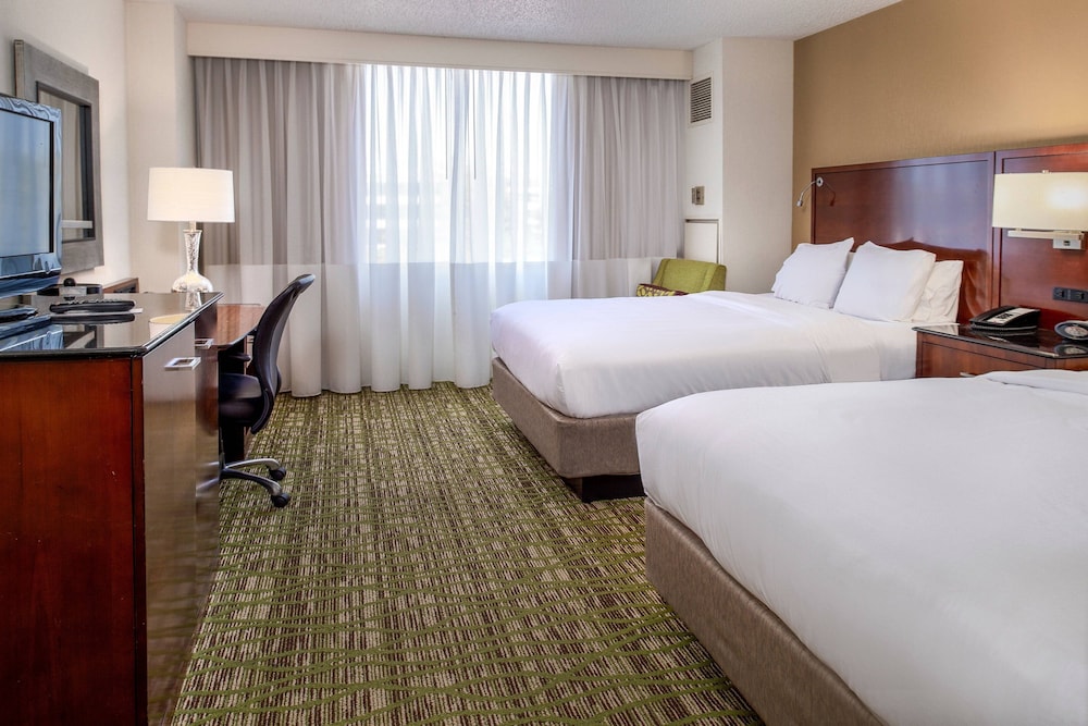 Marriott St. Louis West - photo 20