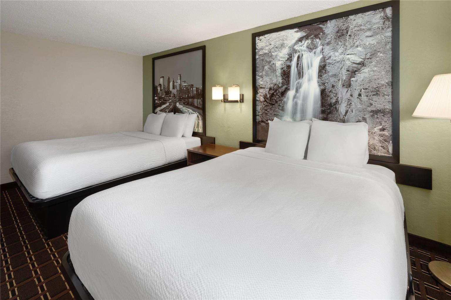 Super 8 by Wyndham Winona MN - photo 22