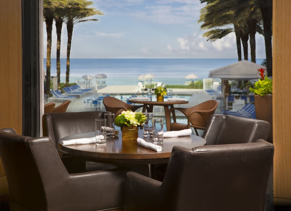 Edgewater Beach Hotel - photo 45