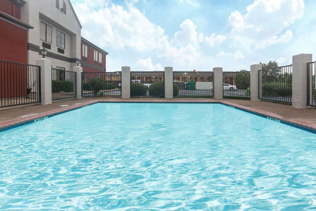 Super 8 by Wyndham Southaven - photo 3