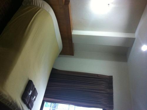 White Orchid Inn II