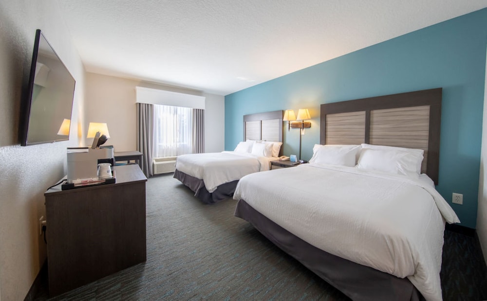 Holiday Inn Express Clermont Se West Orlando - photo 13