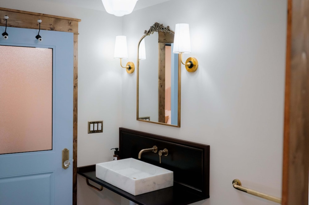 The Chandler Hotel - photo 85